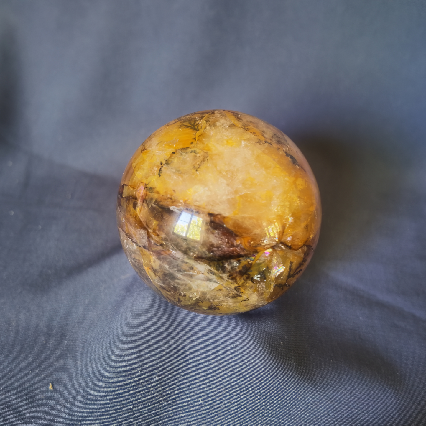 Esfera de Cuarzo Dorado Sanador