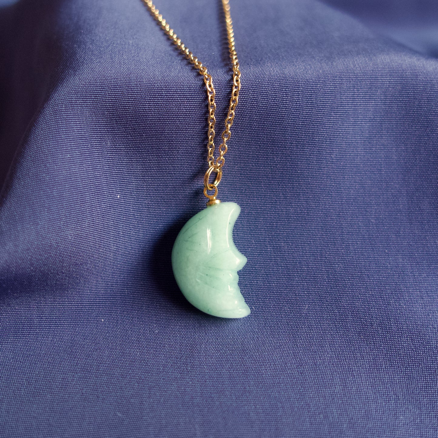 Colgante jade verde luna