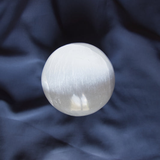 Esfera de selenita M